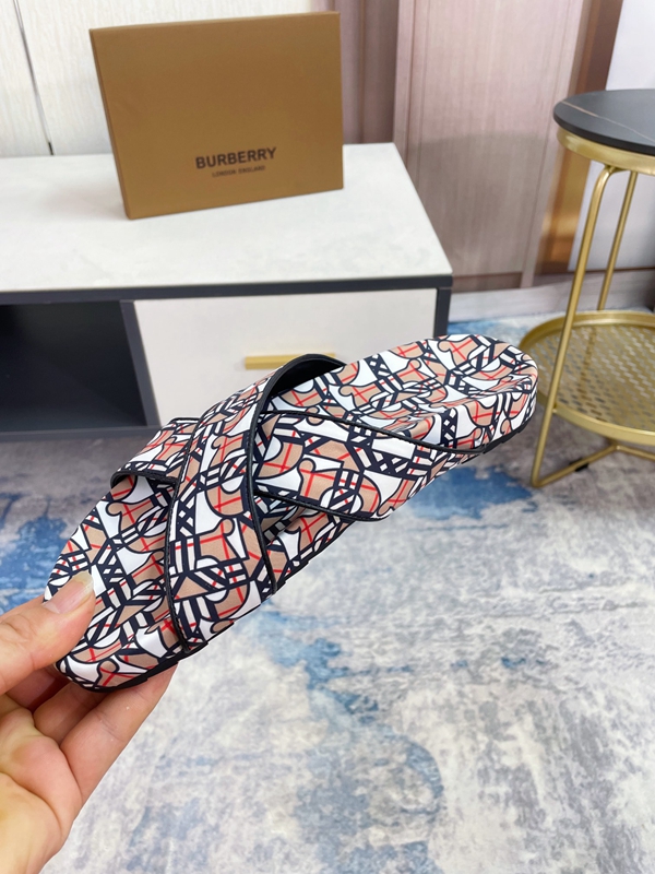 サンダル素材ディテール